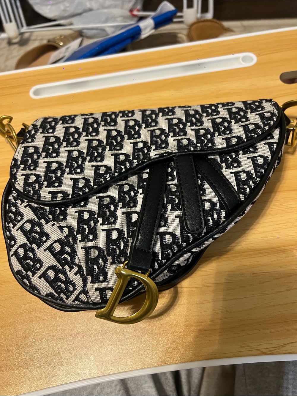Designer-Inspired Black & White Patterned Shoulder Bag - Picture 7 of 9